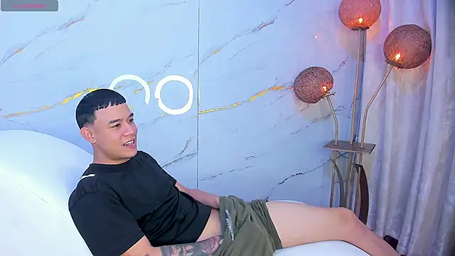 SecretsParty online show from October 2025 07:37:01 PM