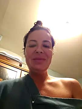 RebeccaXO  online show from April 2026 04:48:02 AM