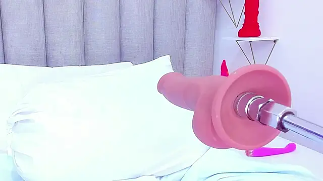 keyllaa  online show from January 2025 08:24:01 PM