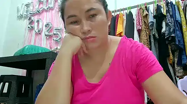 LalaiAsian online show from January 2025 07:17:02 PM