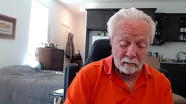 rockpoint69 online show from October 2025 07:36:02 PM