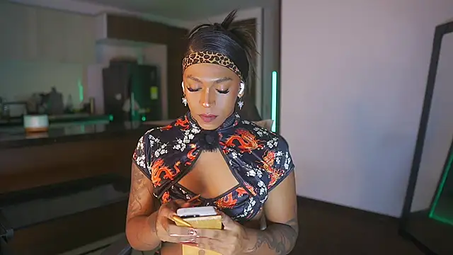 AmberRaus online show from October 2025 02:12:02 AM