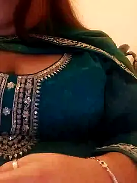 Snapshot of Srishtijain51 chatting on October 2025 11:44:01 AM Srishtijain51 online show from October 2025 11:44:01 AM