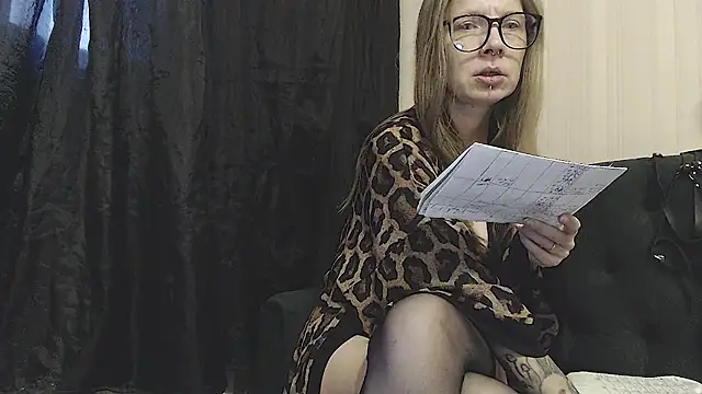 alexandra zaryanova online show from October 2025 01:33:02 PM