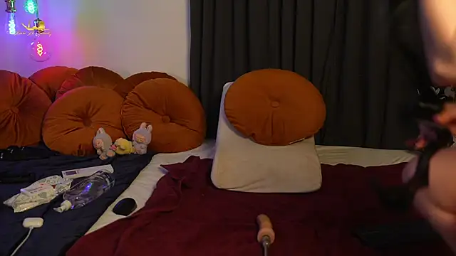 Snapshot of lacie_le_beauty chatting on September 2025 04:39:01 PM lacie le beauty online show from September 2025 04:39:01 PM