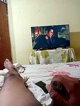 Angelzamuro online show from April 2026 04:54:02 PM