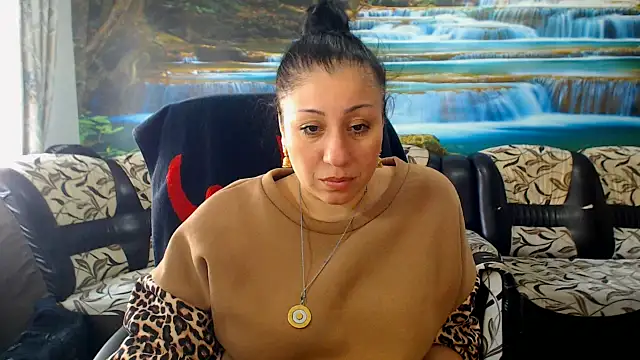 Snapshot of MoistMady chatting on March 2026 09:01:01 AM MoistMady online show from March 2026 09:01:01 AM