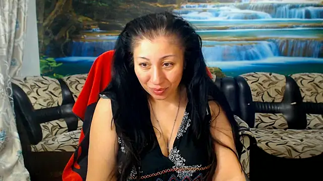 Snapshot of MoistMady chatting on April 2026 01:47:01 AM MoistMady online show from April 2026 01:47:01 AM
