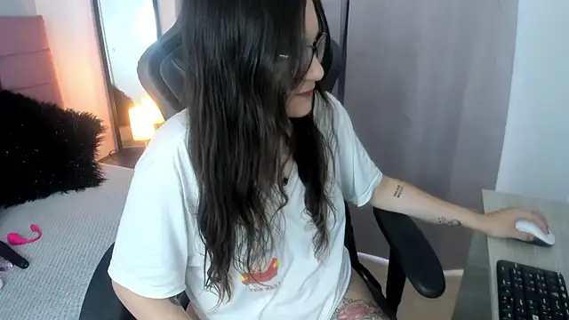 Snapshot of Wanda_sg chatting on September 2025 07:14:02 PM Wanda sg online show from September 2025 07:14:02 PM