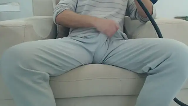 Snapshot of masterxmonster chatting on January 2026 01:26:01 PM masterxmonster online show from January 2026 01:26:01 PM