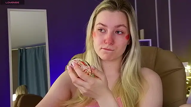 elinanortas online show from March 2025 01:04:01 AM