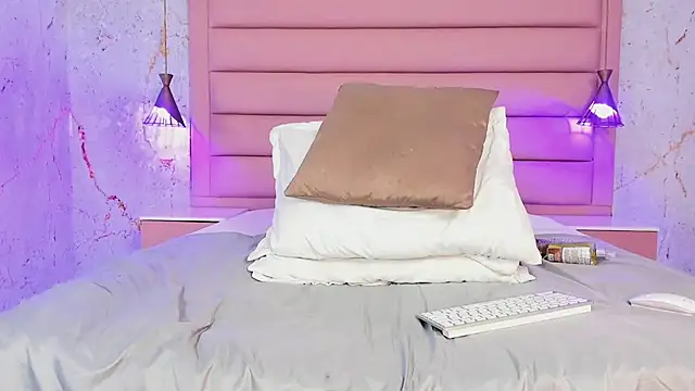 Scarleett 22 online show from January 2025 12:46:01 AM