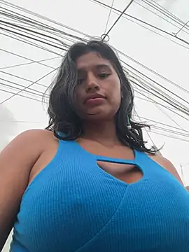 Snapshot of sexi_noemi chatting on February 2025 10:51:02 PM sexi noemi online show from February 2025 10:51:02 PM