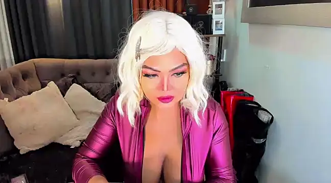 Snapshot of AsianHotieTS chatting on February 2025 11:30:02 PM AsianHotieTS online show from February 2025 11:30:02 PM