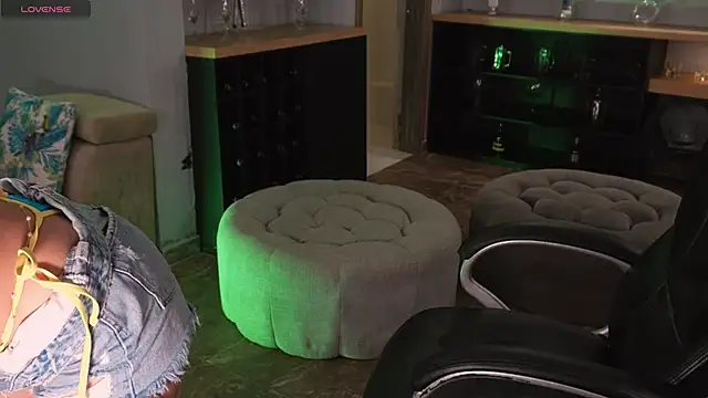 NaomiSainz online show from November 2025 12:50:02 PM