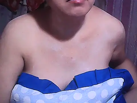 sweetsosie18 online show from October 2025 04:14:02 PM