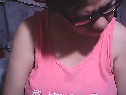 sweetsosie18 online show from October 2025 06:52:02 PM