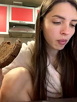 SeducingYoghourt online show from October 2025 03:45:01 PM