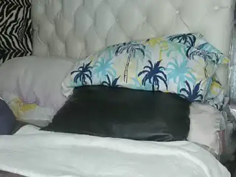 sharlot003 online show from February 2025 11:22:02 AM