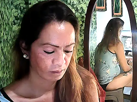 yummy 21xxx online show from October 2025 01:44:01 PM