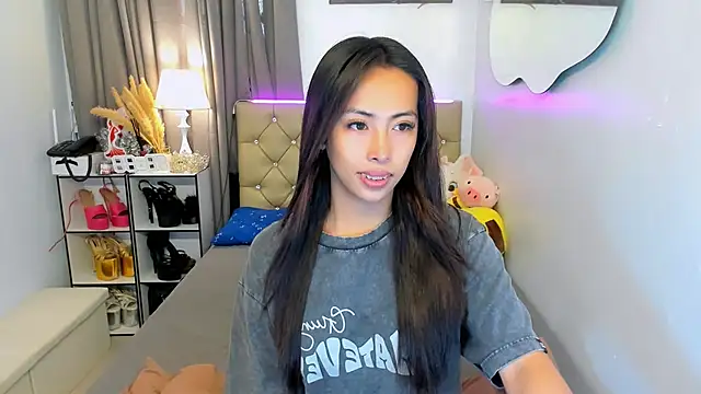 reighnempress online show from March 2025 02:16:01 AM