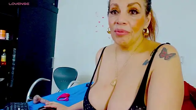 mussa hott online show from February 2025 12:14:01 AM