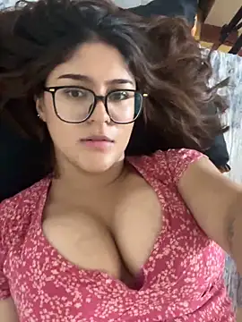 Snapshot of Juliana_News chatting on May 2026 01:57:16 AM Juliana News online show from May 2026 01:57:16 AM