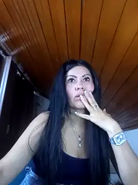 Tania mature online show from April 2026 06:02:01 PM