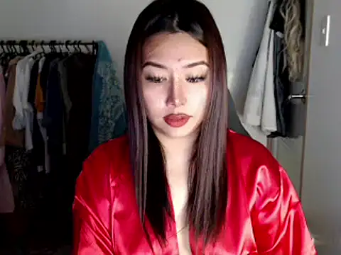 urqueendominant online show from February 2025 01:27:01 AM