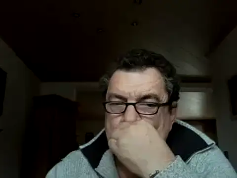 Nobbie444 online show from November 2025 12:17:01 PM