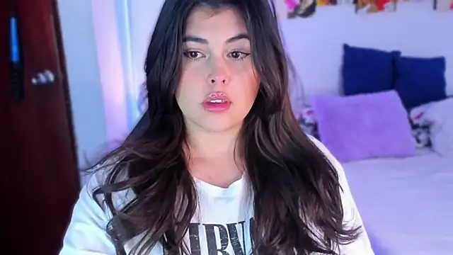 Alyaa s online show from February 2025 01:40:01 AM