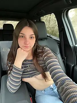 DoriDeluxe66 online show from February 2025 05:04:01 PM