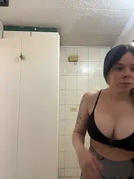 carolina16love online show from June 2026 08:35:01 PM