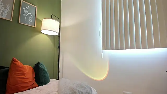 karlye 5 online show from October 2025 12:16:01 PM