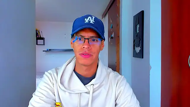  John Boy  online show from December 2024 07:01:01 PM