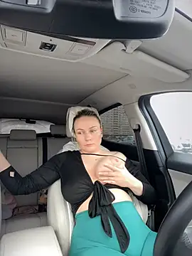 Snapshot of Bondgirl_013 chatting on January 2025 08:13:02 AM Bondgirl 013 online show from January 2025 08:13:02 AM