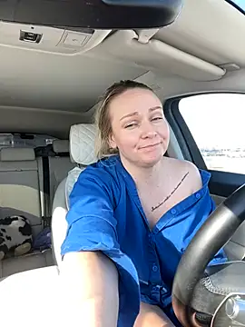 Snapshot of Bondgirl_013 chatting on March 2025 06:37:02 AM Bondgirl 013 online show from March 2025 06:37:02 AM