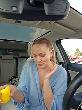 Snapshot of Bondgirl_013 chatting on October 2025 12:14:02 PM Bondgirl 013 online show from October 2025 12:14:02 PM