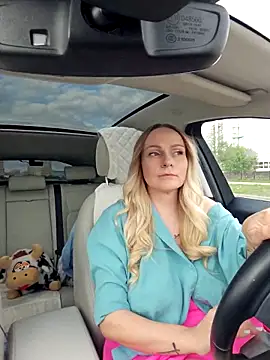 Snapshot of Bondgirl_013 chatting on October 2025 12:28:01 PM Bondgirl 013 online show from October 2025 12:28:01 PM