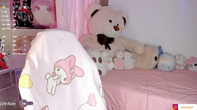 mia angel  online show from December 2024 10:44:02 PM