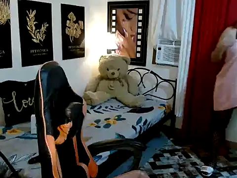 UrhotGoddess online show from October 2025 08:44:01 AM