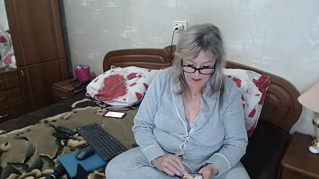 Kallliina online show from October 2025 06:31:01 AM