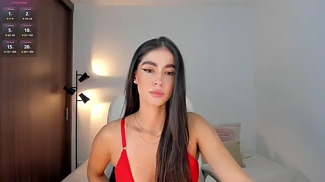 Snapshot of RebeccaBaxter chatting on November 2025 11:29:01 PM RebeccaBaxter online show from November 2025 11:29:01 PM