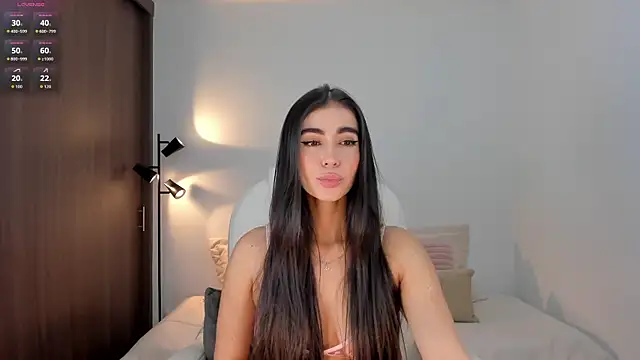 Snapshot of RebeccaBaxter chatting on January 2026 01:33:01 AM RebeccaBaxter online show from January 2026 01:33:01 AM