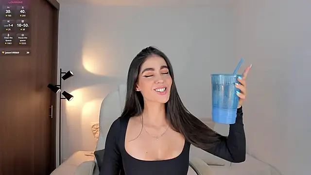 Snapshot of RebeccaBaxter chatting on February 2026 02:43:01 AM RebeccaBaxter online show from February 2026 02:43:01 AM