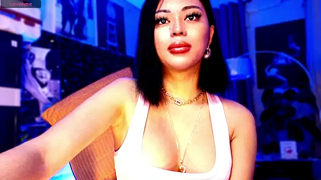 Snapshot of Thalia_Cambridge chatting on February 2026 12:44:01 AM Thalia Cambridge online show from February 2026 12:44:01 AM