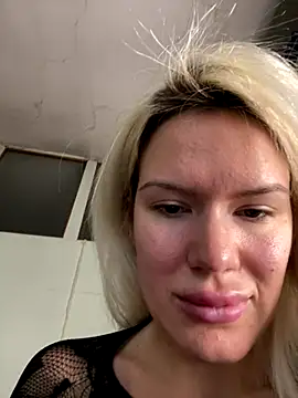 Keylili online show from November 2025 11:32:02 AM