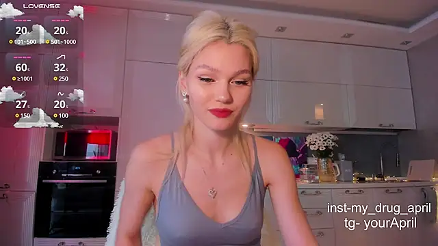 Snapshot of MyApril chatting on March 2025 04:38:02 AM MyApril online show from March 2025 04:38:02 AM