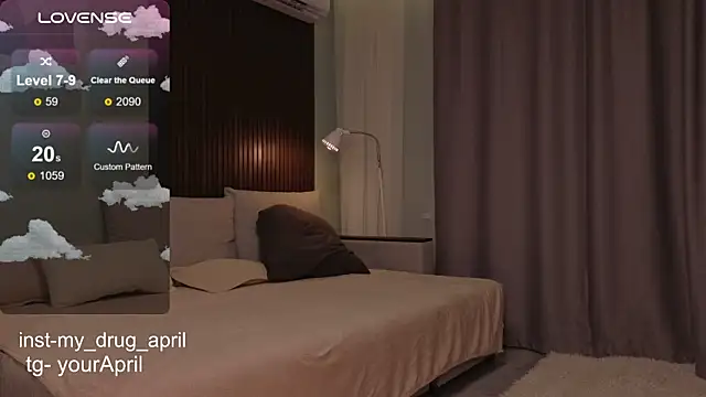 Snapshot of MyApril chatting on September 2025 09:48:02 PM MyApril online show from September 2025 09:48:02 PM