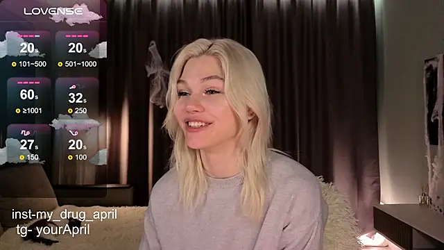 Snapshot of MyApril chatting on November 2025 01:05:02 AM MyApril online show from November 2025 01:05:02 AM